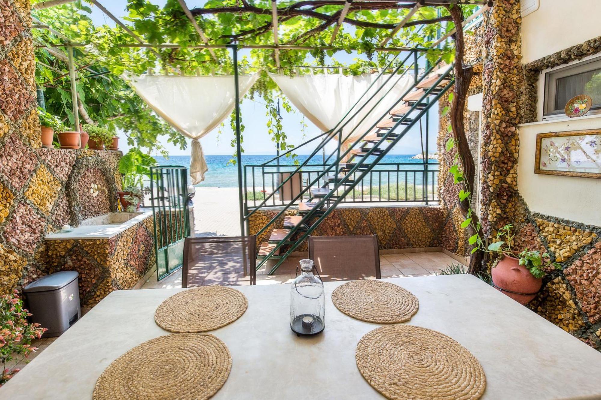 Golden Sunset Beach Apartment Скала-Каллірахіс Екстер'єр фото
